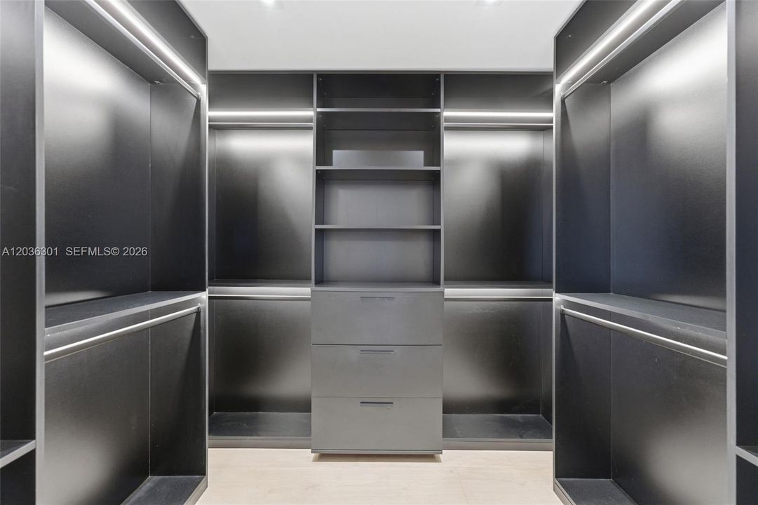 For Rent: $7,999 (2 beds, 2 baths, 1440 Square Feet)