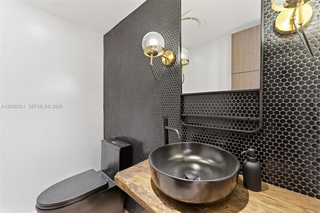 For Rent: $7,999 (2 beds, 2 baths, 1440 Square Feet)