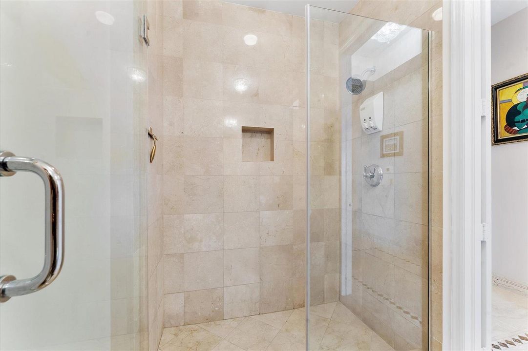 27-3200 N Ocean Blvd_036