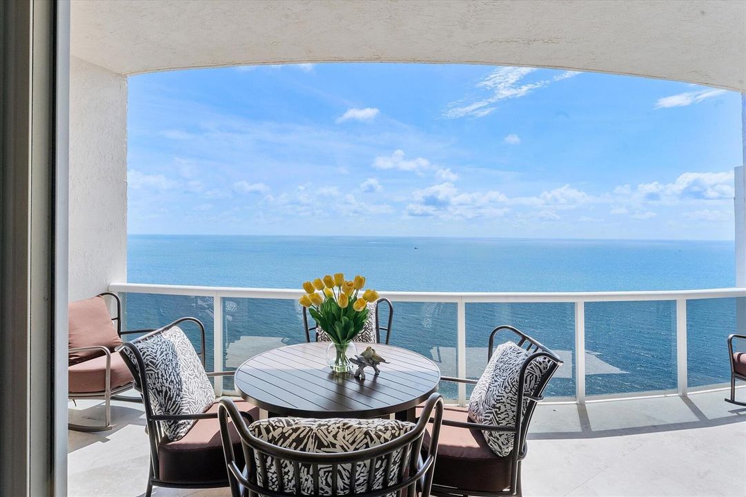 01-3200 N Ocean Blvd_038