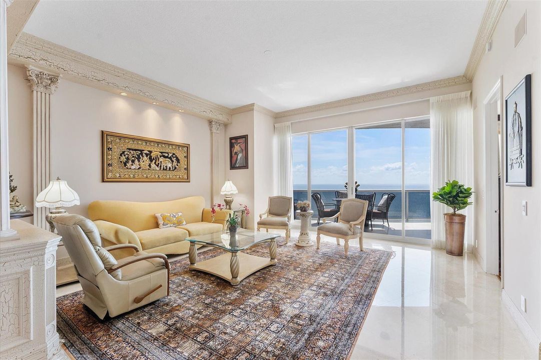 04-3200 N Ocean Blvd_005