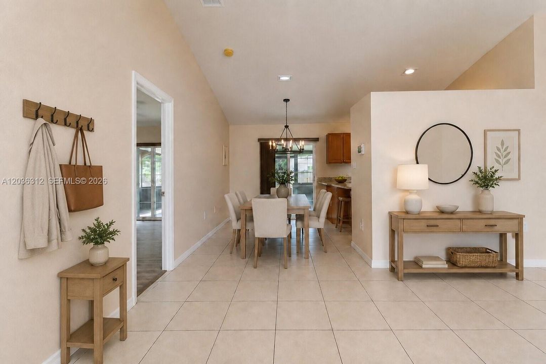 En Venta: $449,000 (3 camas, 2 baños, 1300 Pies cuadrados)