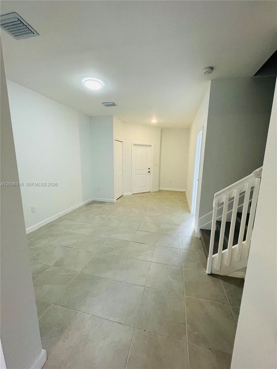 For Rent: $3,300 (4 beds, 2 baths, 1612 Square Feet)
