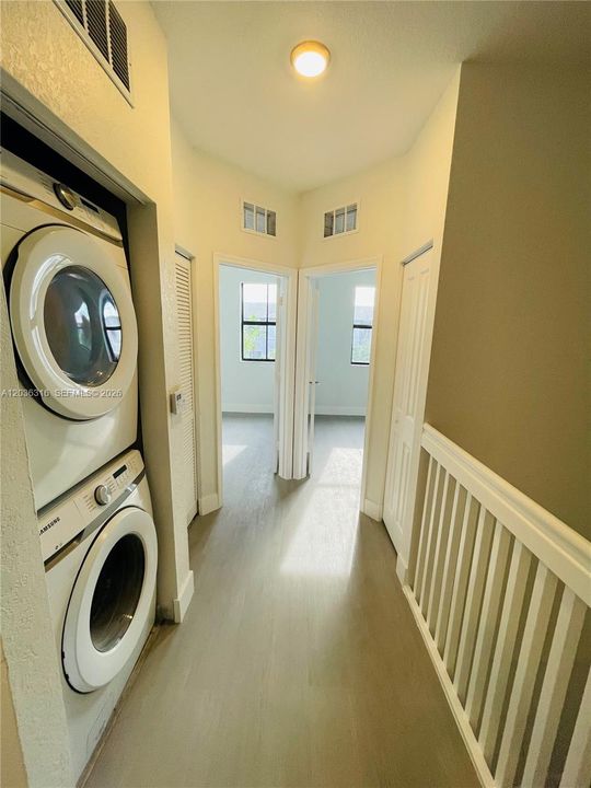 For Rent: $3,300 (4 beds, 2 baths, 1612 Square Feet)