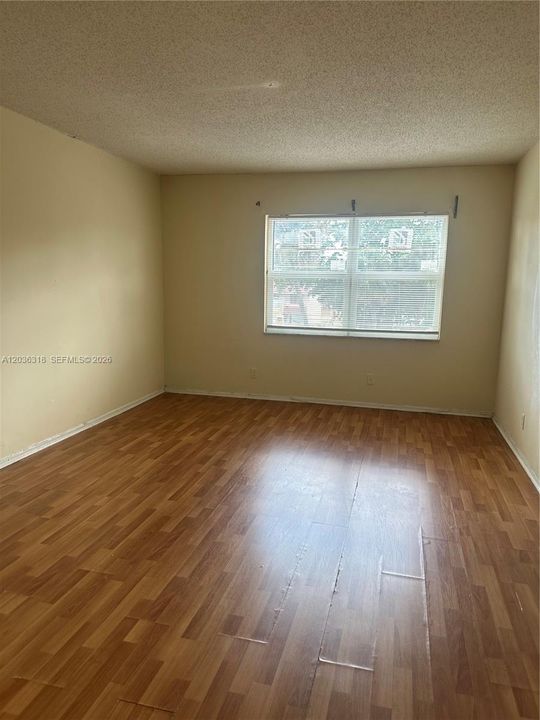 En Venta: $197,500 (2 camas, 2 baños, 1417 Pies cuadrados)