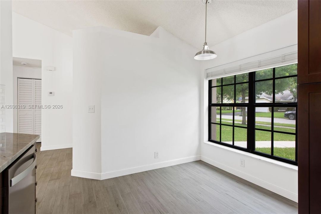 For Sale: $615,000 (3 beds, 2 baths, 1516 Square Feet)