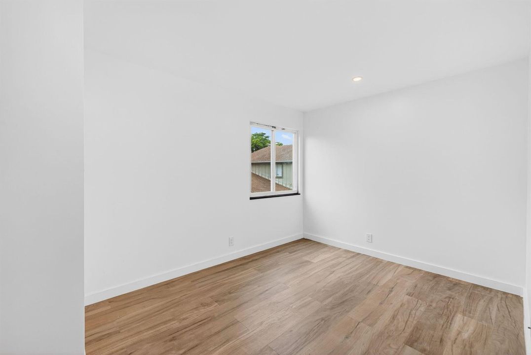 34-web-or-mls-699A4406