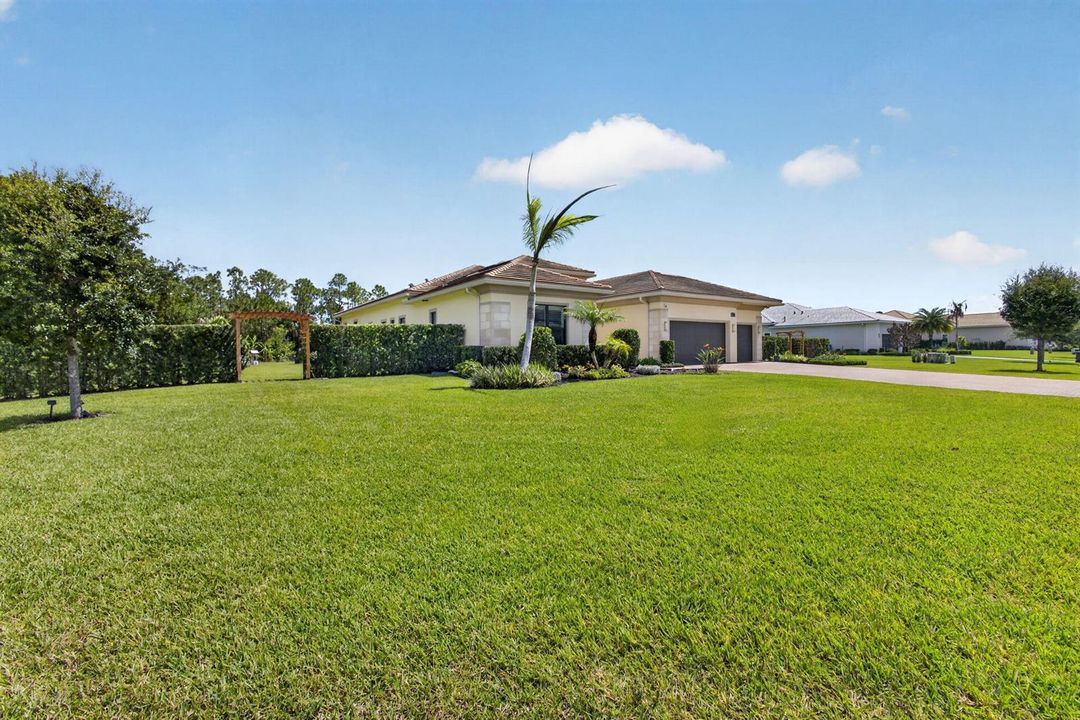 1-web-or-mls-5D1A3572