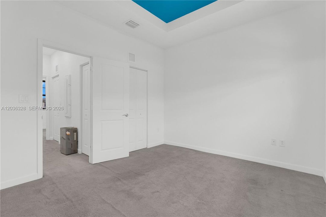 For Sale: $399,000 (3 beds, 3 baths, 1326 Square Feet)