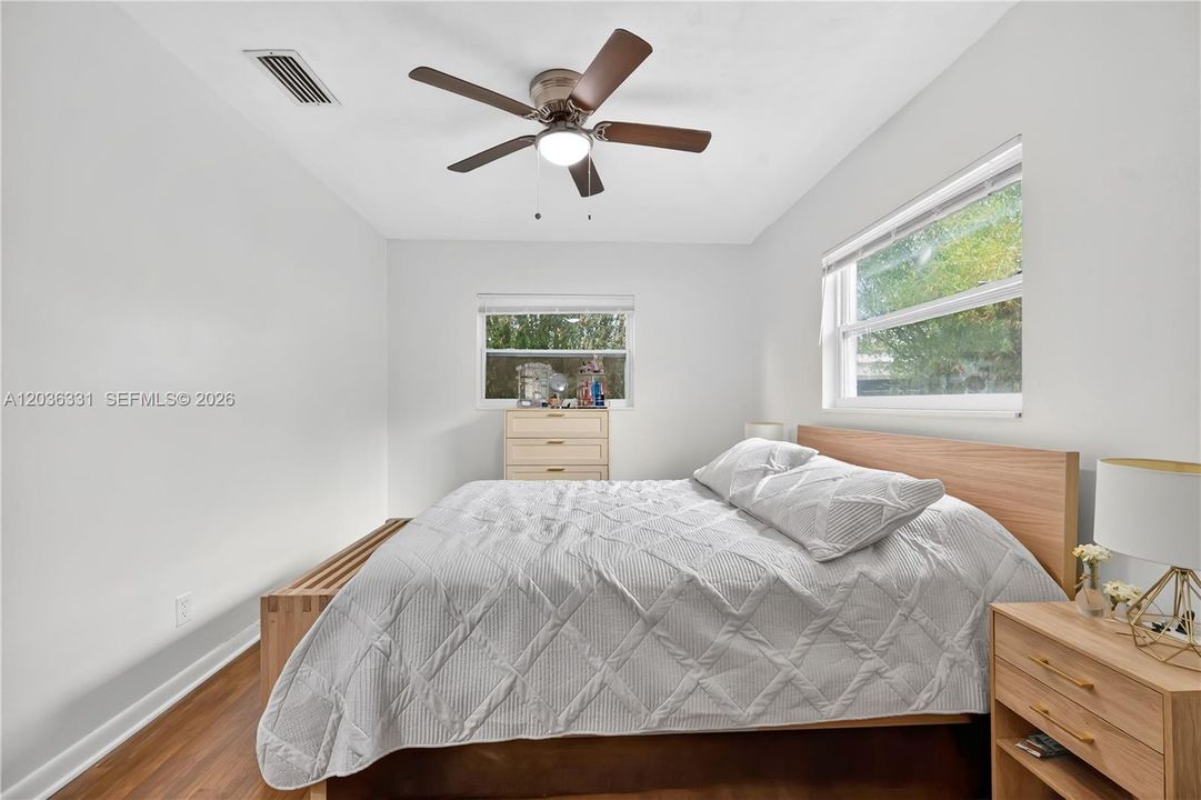 For Sale: $455,000 (5 beds, 2 baths, 0 Square Feet)