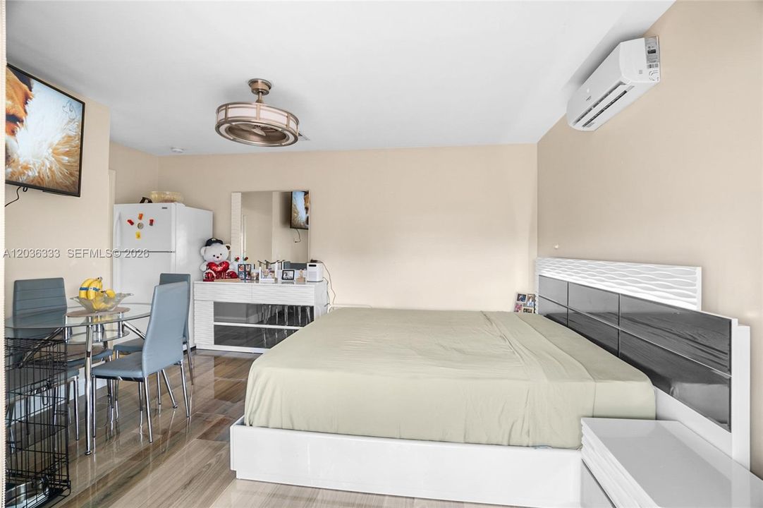 En Venta: $499,990 (3 camas, 2 baños, 1161 Pies cuadrados)