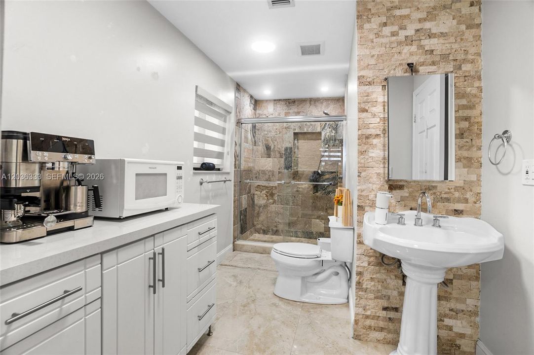 En Venta: $499,990 (3 camas, 2 baños, 1161 Pies cuadrados)