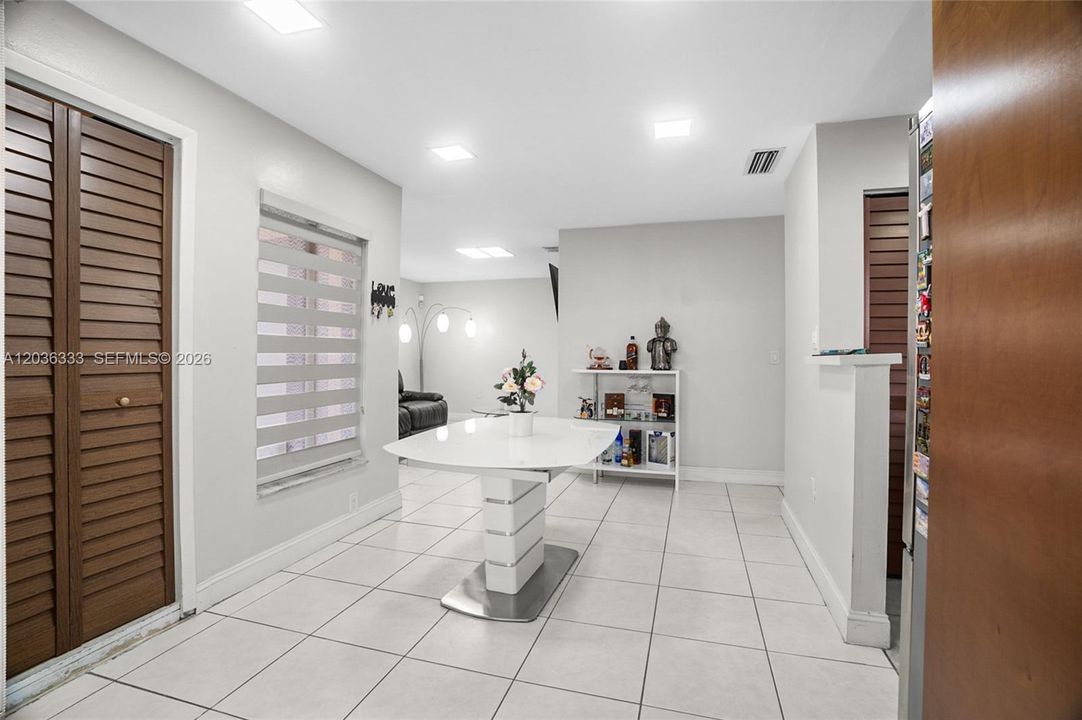 En Venta: $499,990 (3 camas, 2 baños, 1161 Pies cuadrados)