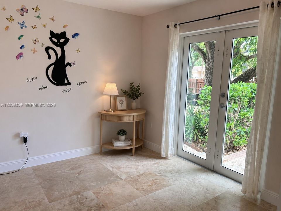 En Renta: $4,950 (2 camas, 2 baños, 1307 Pies cuadrados)