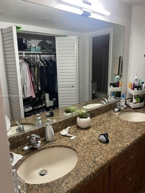 En Renta: $2,750 (3 camas, 2 baños, 1200 Pies cuadrados)