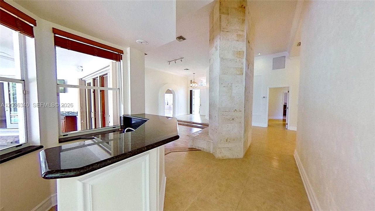 For Rent: $9,500 (5 beds, 4 baths, 3704 Square Feet)