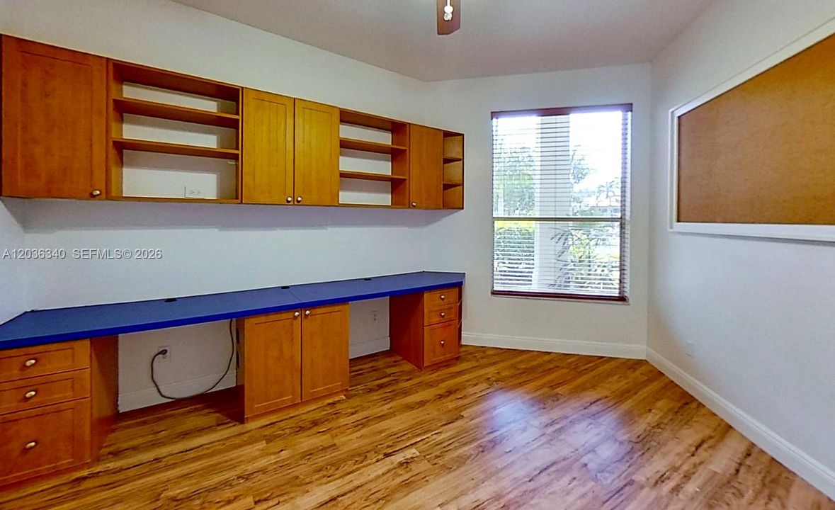 For Rent: $9,500 (5 beds, 4 baths, 3704 Square Feet)