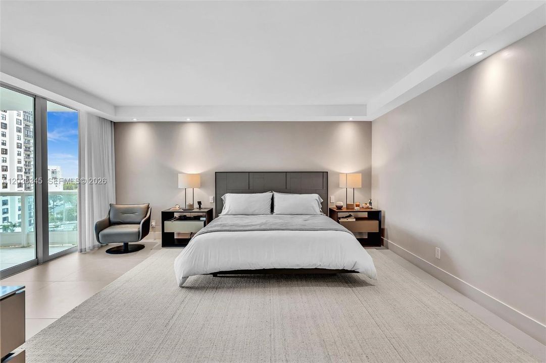 En Venta: $2,650,000 (2 camas, 2 baños, 2320 Pies cuadrados)