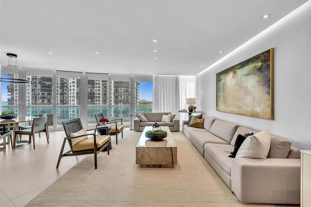 En Venta: $2,650,000 (2 camas, 2 baños, 2320 Pies cuadrados)
