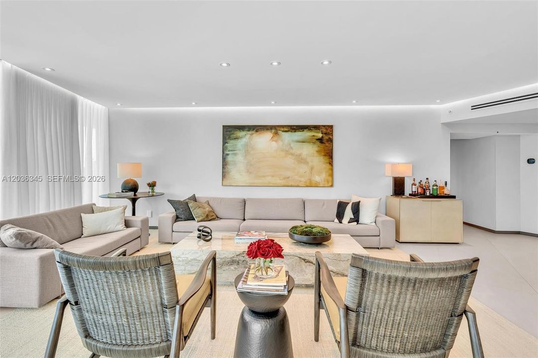 En Venta: $2,650,000 (2 camas, 2 baños, 2320 Pies cuadrados)