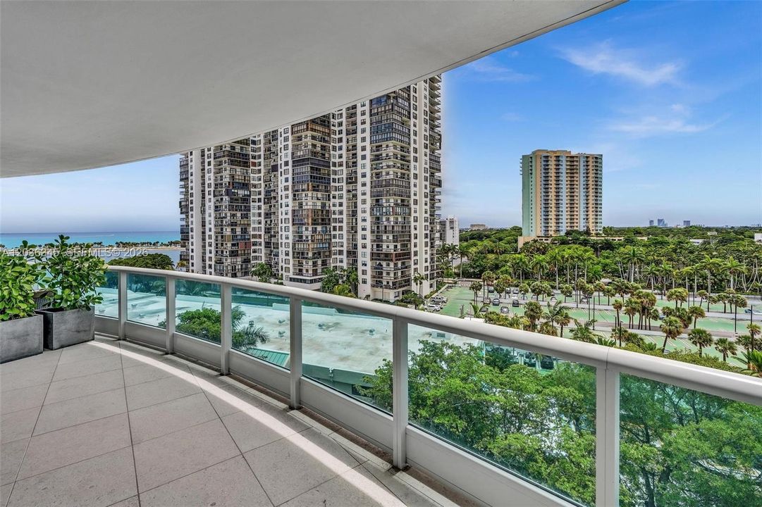 En Venta: $2,650,000 (2 camas, 2 baños, 2320 Pies cuadrados)
