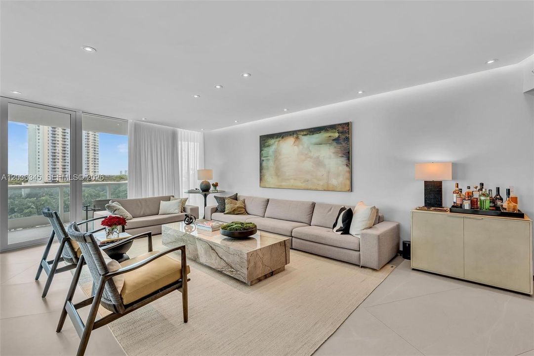 En Venta: $2,650,000 (2 camas, 2 baños, 2320 Pies cuadrados)