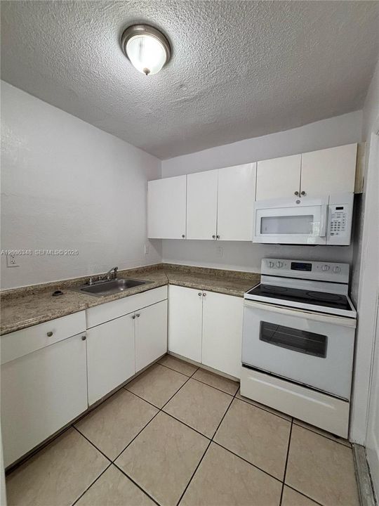En Renta: $1,900 (2 camas, 1 baños, 4818 Pies cuadrados)