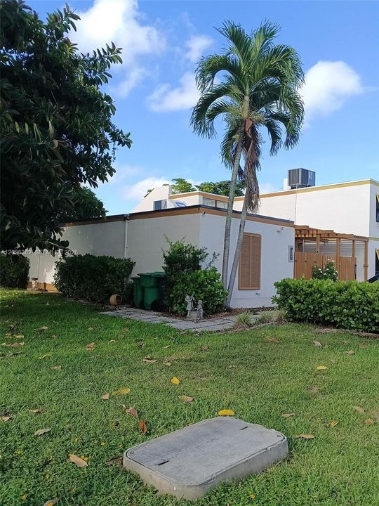 For Sale: $535,000 (2 beds, 2 baths, 1458 Square Feet)