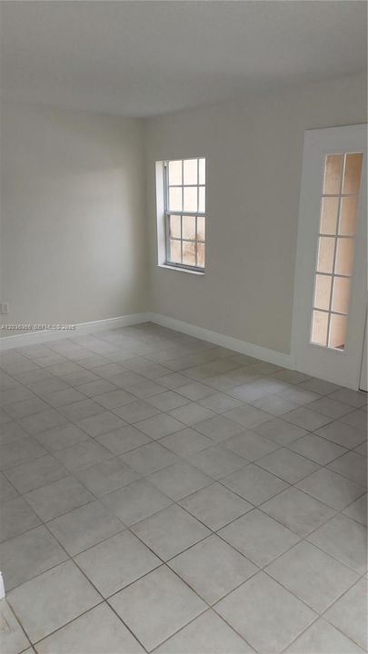 For Rent: $2,850 (3 beds, 2 baths, 1535 Square Feet)