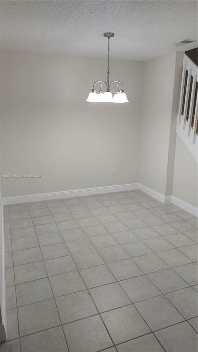 For Rent: $2,850 (3 beds, 2 baths, 1535 Square Feet)