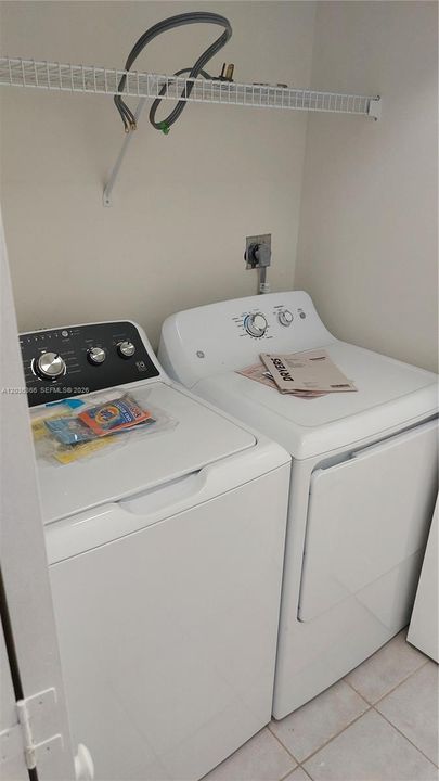 For Rent: $2,850 (3 beds, 2 baths, 1535 Square Feet)