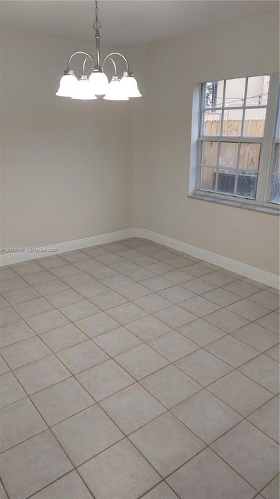 For Rent: $2,850 (3 beds, 2 baths, 1535 Square Feet)