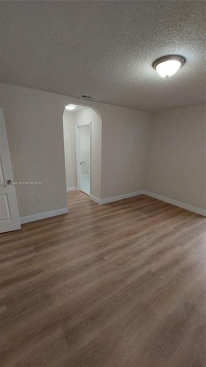 For Rent: $2,850 (3 beds, 2 baths, 1535 Square Feet)