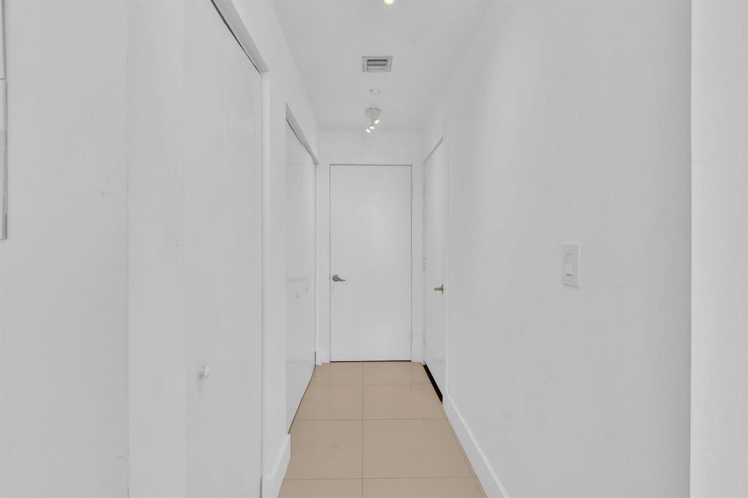 Hallway / Closets