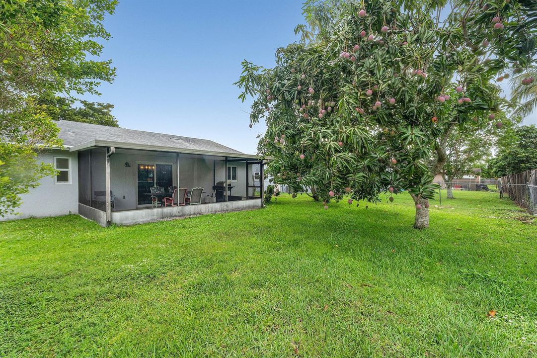 026-1108SonataWay-RoyalPalmBeach-FL-3341