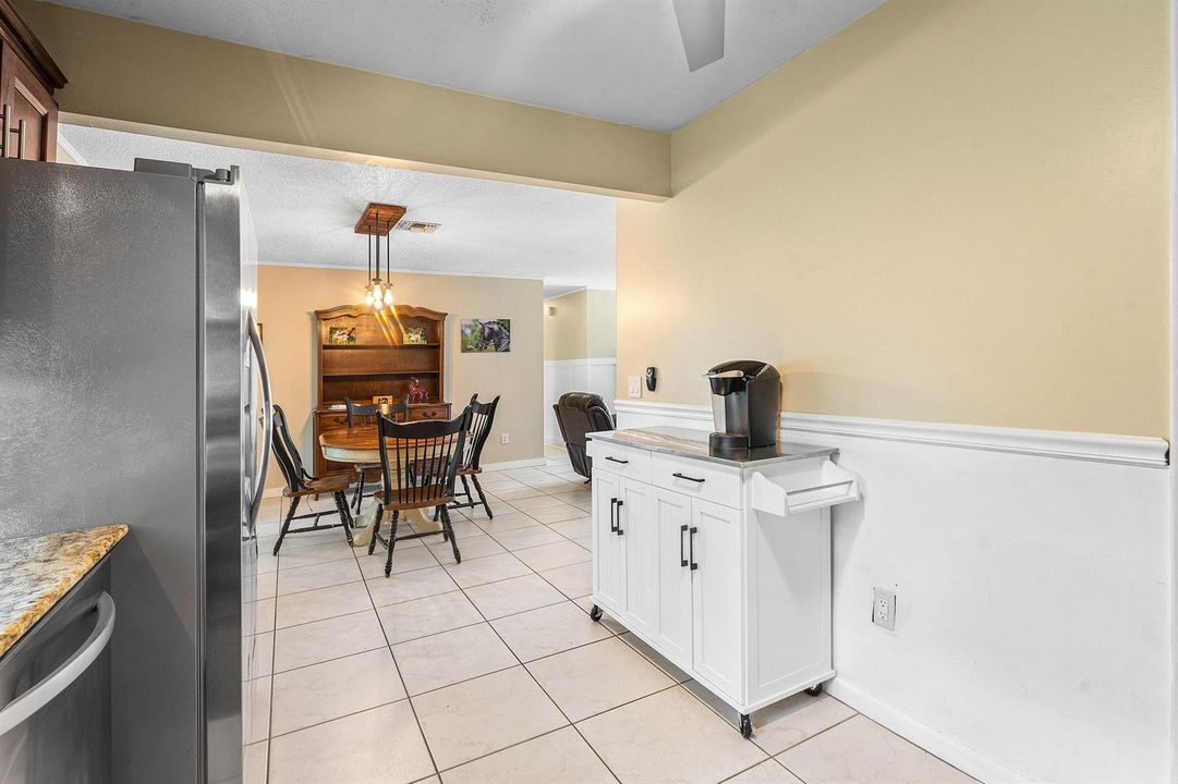 012-1108SonataWay-RoyalPalmBeach-FL-3341