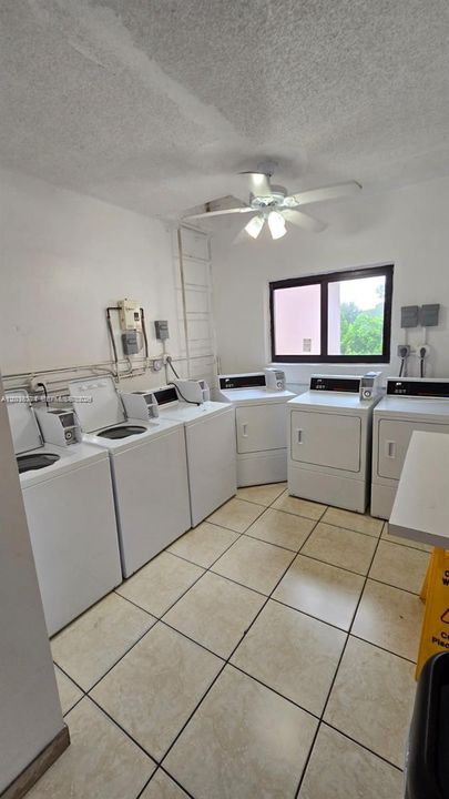 En Renta: $1,650 (1 camas, 1 baños, 700 Pies cuadrados)