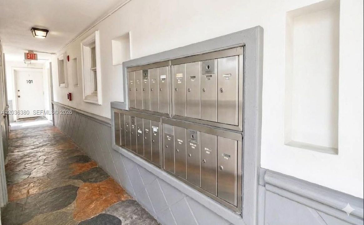 В аренду: $2,000 (1 спален, 1 ванн, 638 Квадратных фут)