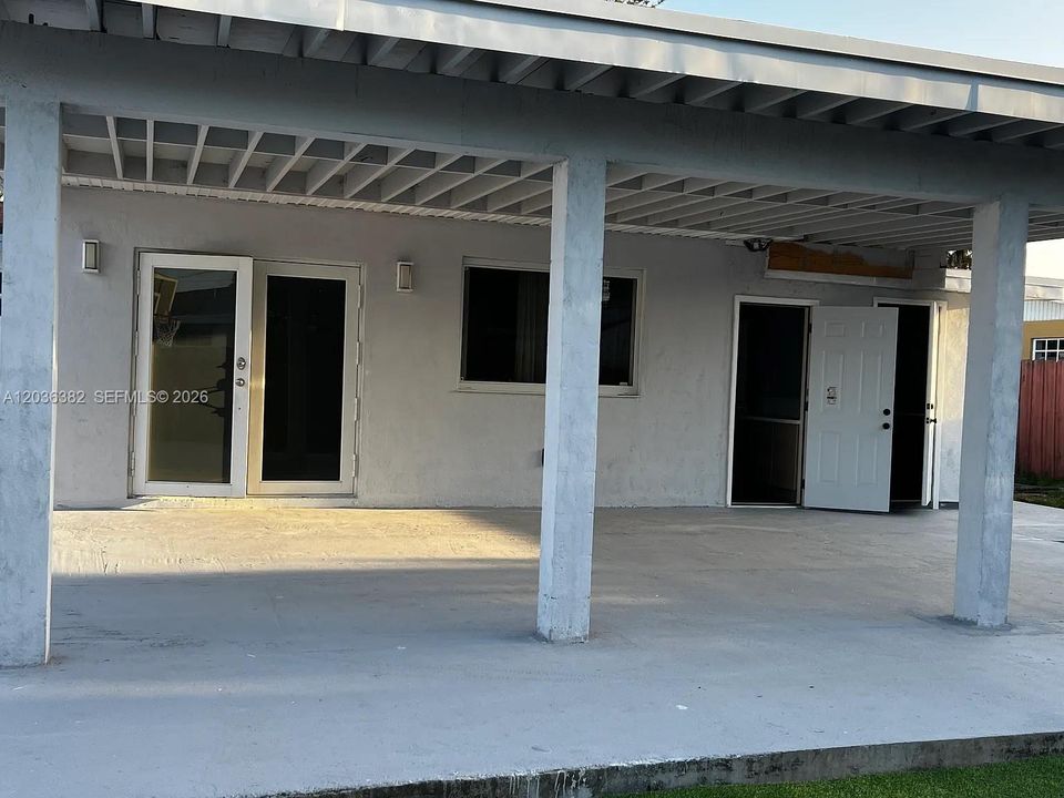 En Venta: $749,900 (4 camas, 2 baños, 1516 Pies cuadrados)