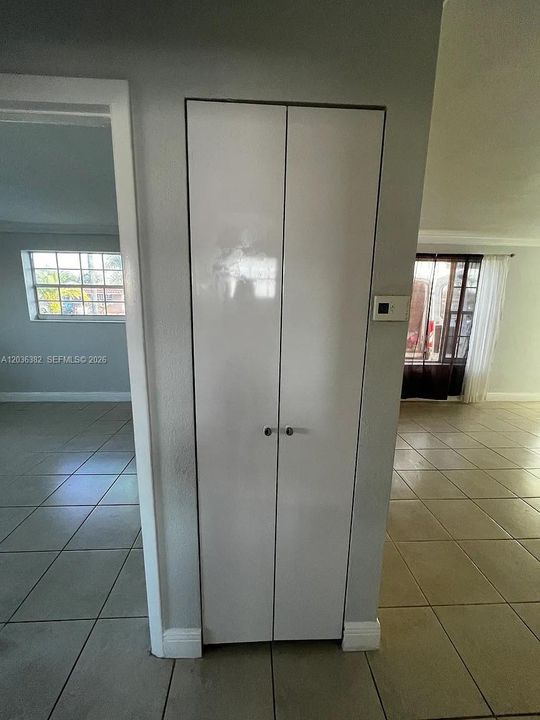 En Venta: $749,900 (4 camas, 2 baños, 1516 Pies cuadrados)