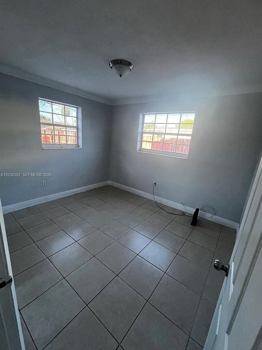 En Venta: $749,900 (4 camas, 2 baños, 1516 Pies cuadrados)