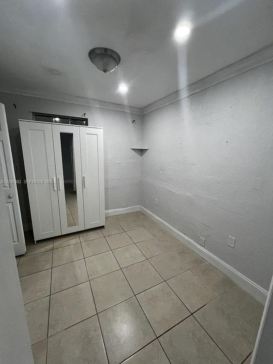 En Venta: $749,900 (4 camas, 2 baños, 1516 Pies cuadrados)