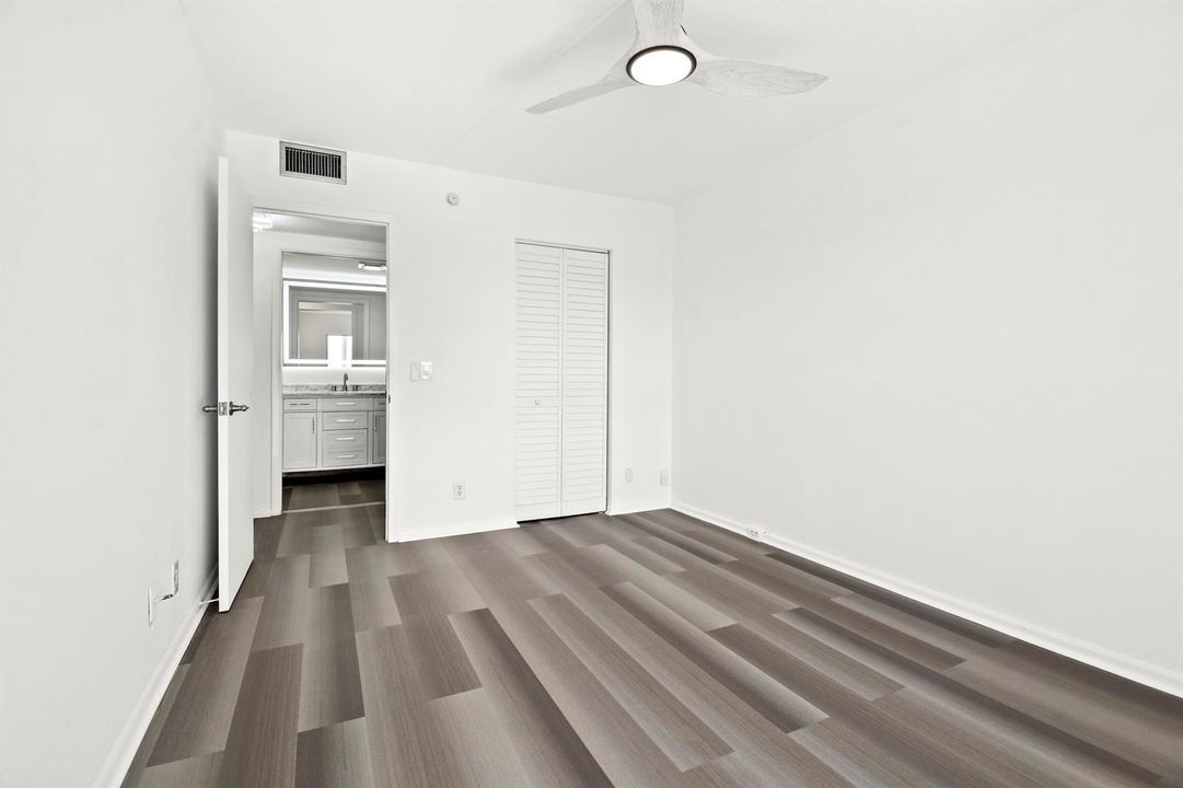 4047 Lincoln C Pic 14
