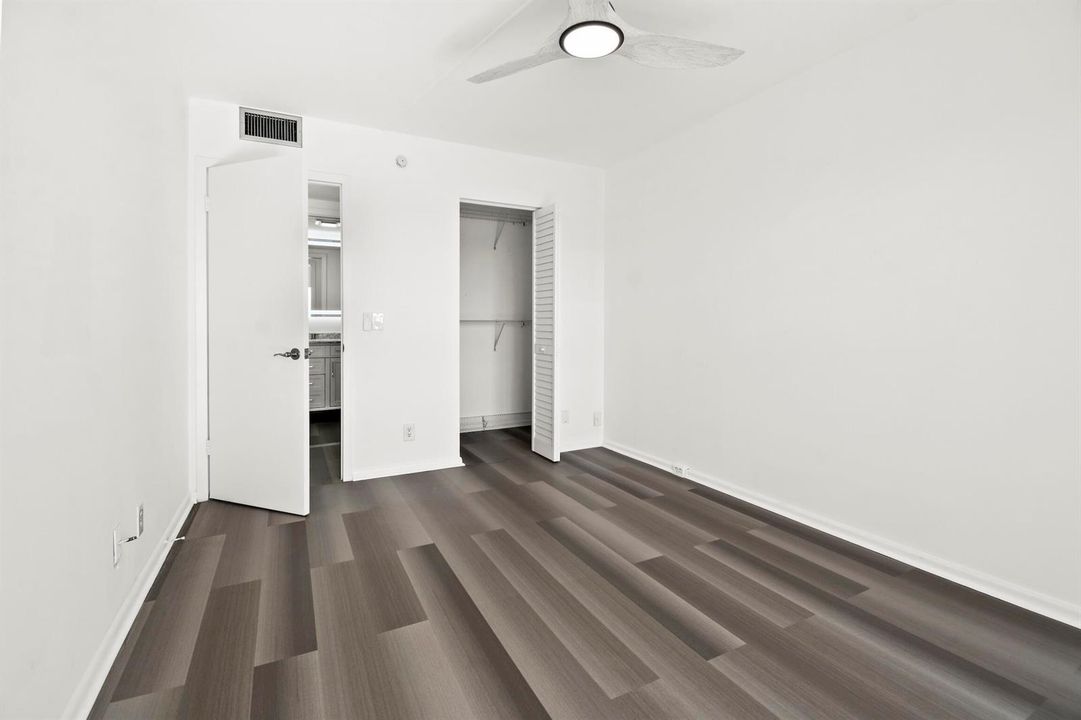 4047 Lincoln C Pic 11