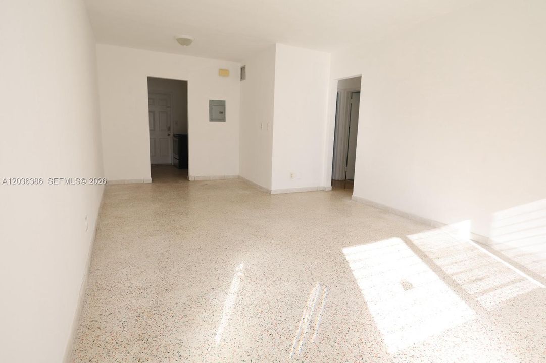 В аренду: $1,875 (1 спален, 1 ванн, 0 Квадратных фут)
