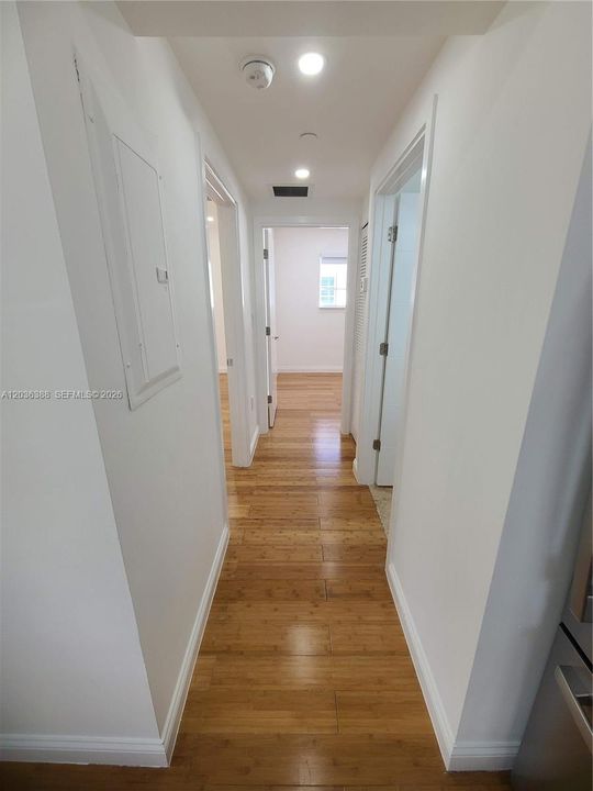 For Rent: $3,000 (2 beds, 2 baths, 750 Square Feet)