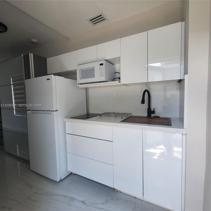 En Renta: $1,700 (1 camas, 1 baños, 1328 Pies cuadrados)