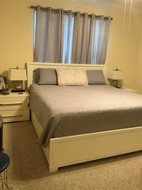 3829 Master Bedroom T IMG_0079