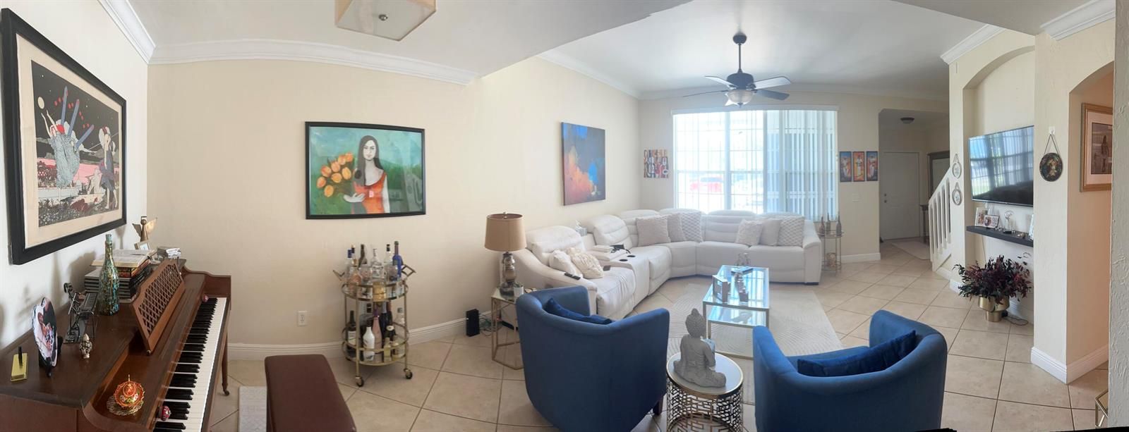 3829 Panoramic view of living room H IMG