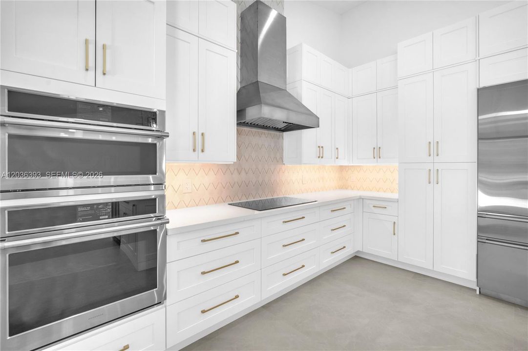 На продажу: $1,498,800 (4 спален, 2 ванн, 3052 Квадратных фут)